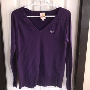 Roxy v-neck sweater